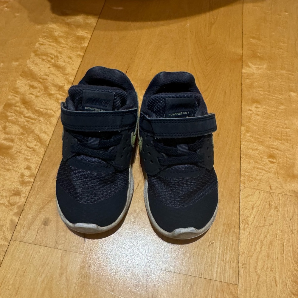 Nike baby c6 sneakers